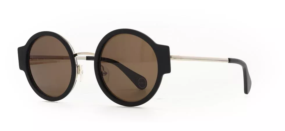 Woow Super Edgy 1 Black